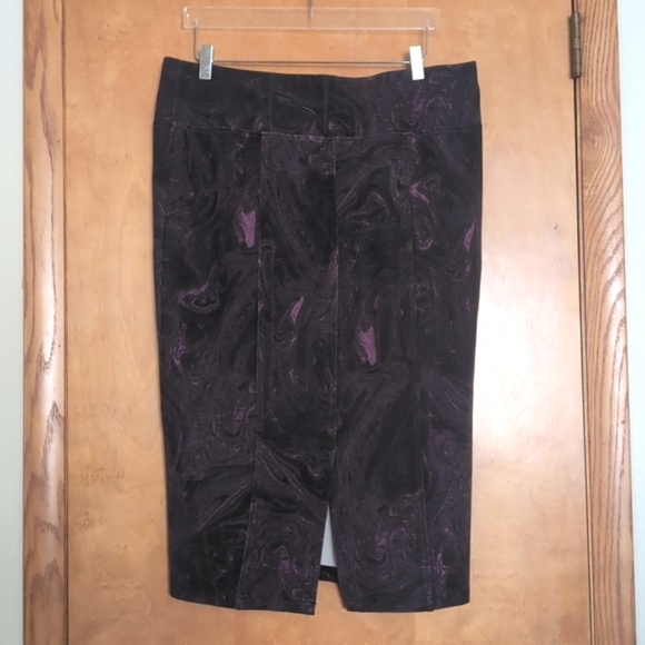 Melissa McCarthy Seven7 Skirt Set - Picture 11 of 15